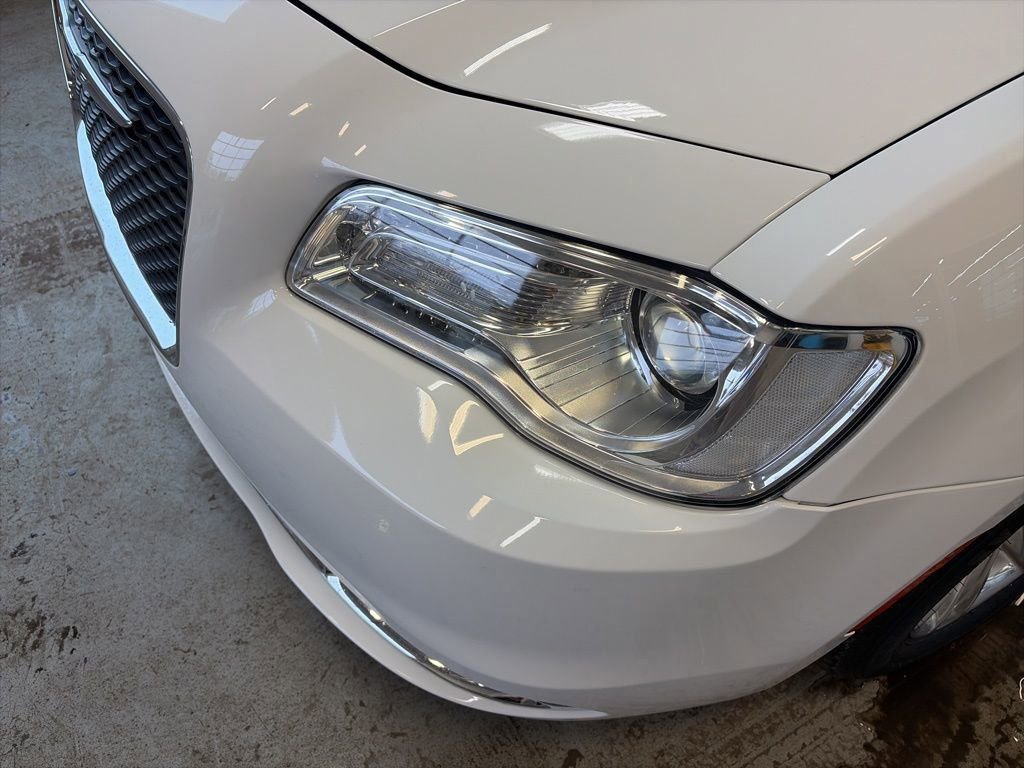 Used 2020 Chrysler 300 Touring L w/ Quick Order Package 2EF RWD image 56