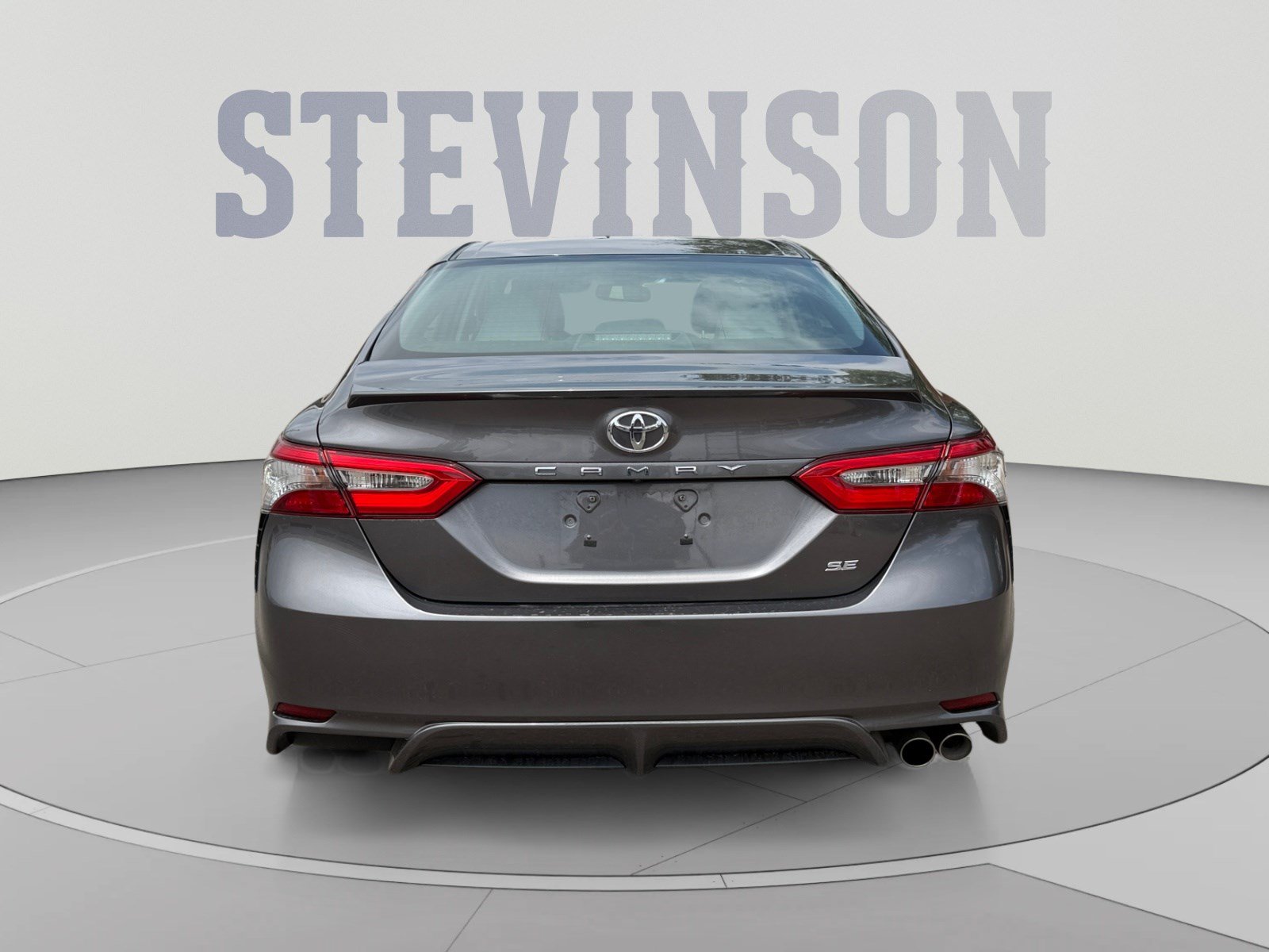 Used 2018 Toyota Camry SE w/ Moonroof Package FWD image 4