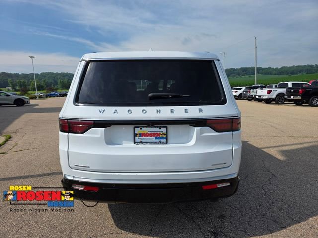 Used 2023 Jeep Wagoneer Series III w/ Preferred Equipment Group AWD/4WD image 29