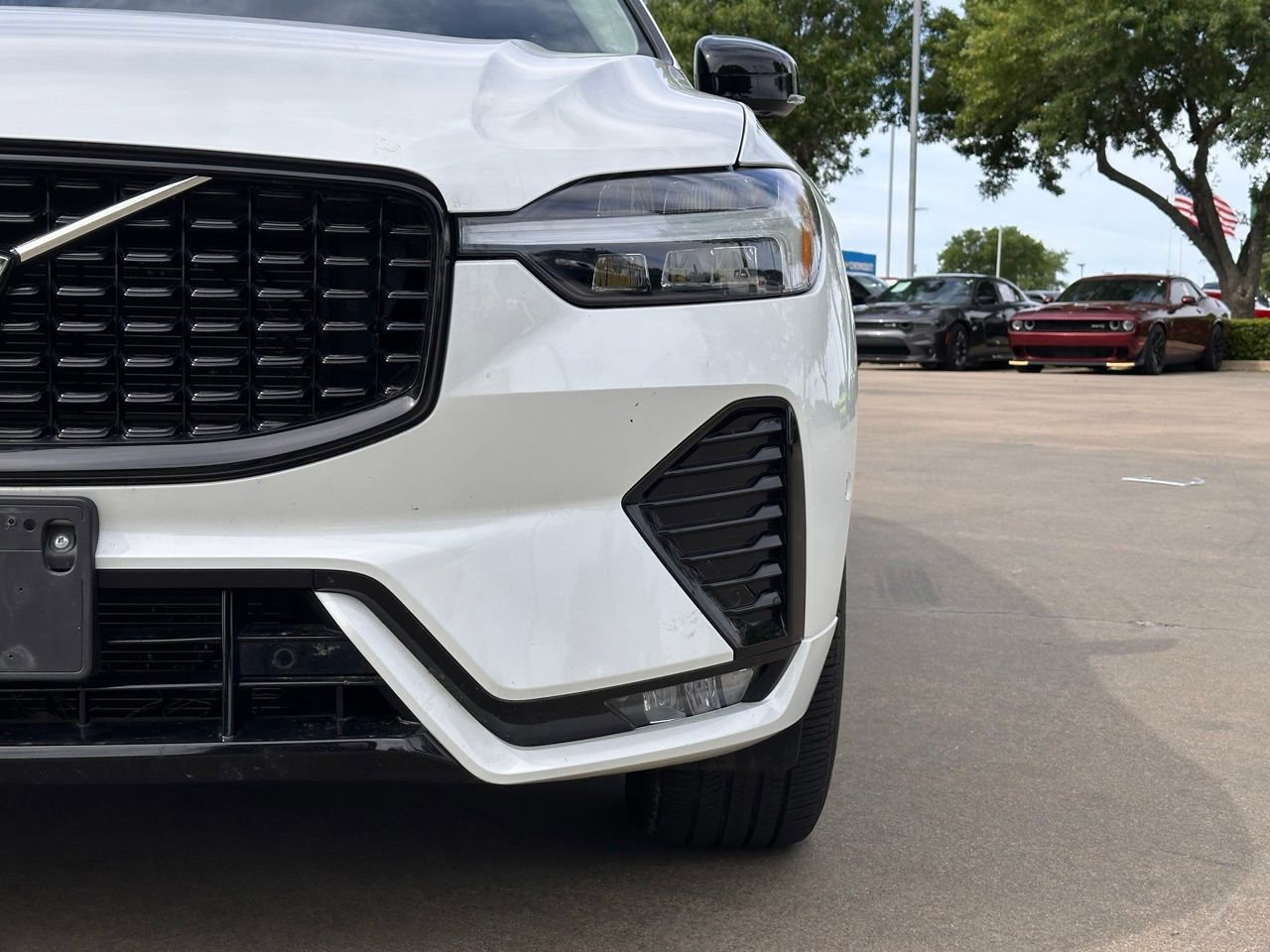 Used 2025 Volvo XC60 B5 Plus image 6
