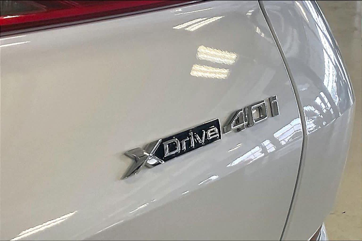 New 2027 BMW X6 xDrive40i AWD/4WD image 15