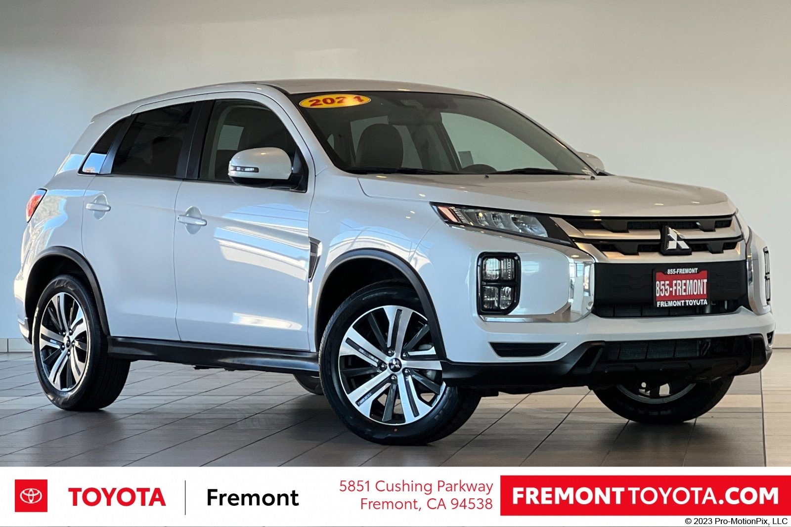 Used 2024 Mitsubishi Outlander Sport SE image 1