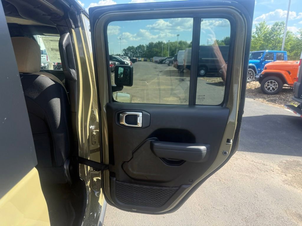 New 2026 Jeep Gladiator Willys AWD/4WD image 45