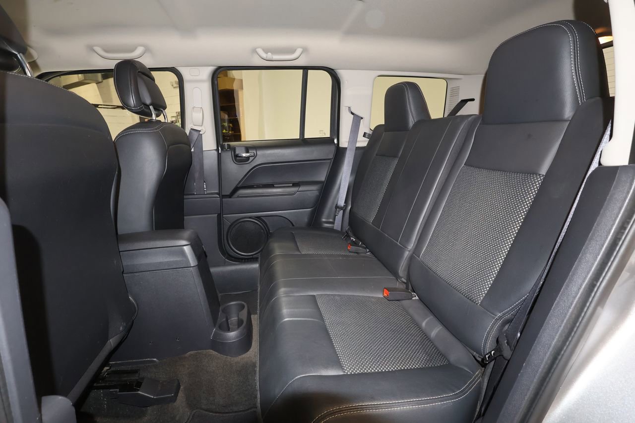 Used 2016 Jeep Patriot Sport w/ Power Value Group image 14