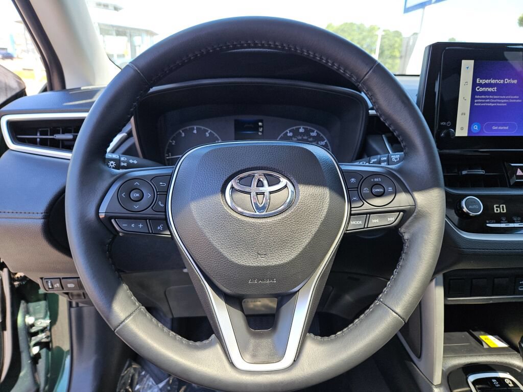 Used 2023 Toyota Corolla Cross LE w/ Moonroof Package AWD/4WD image 23