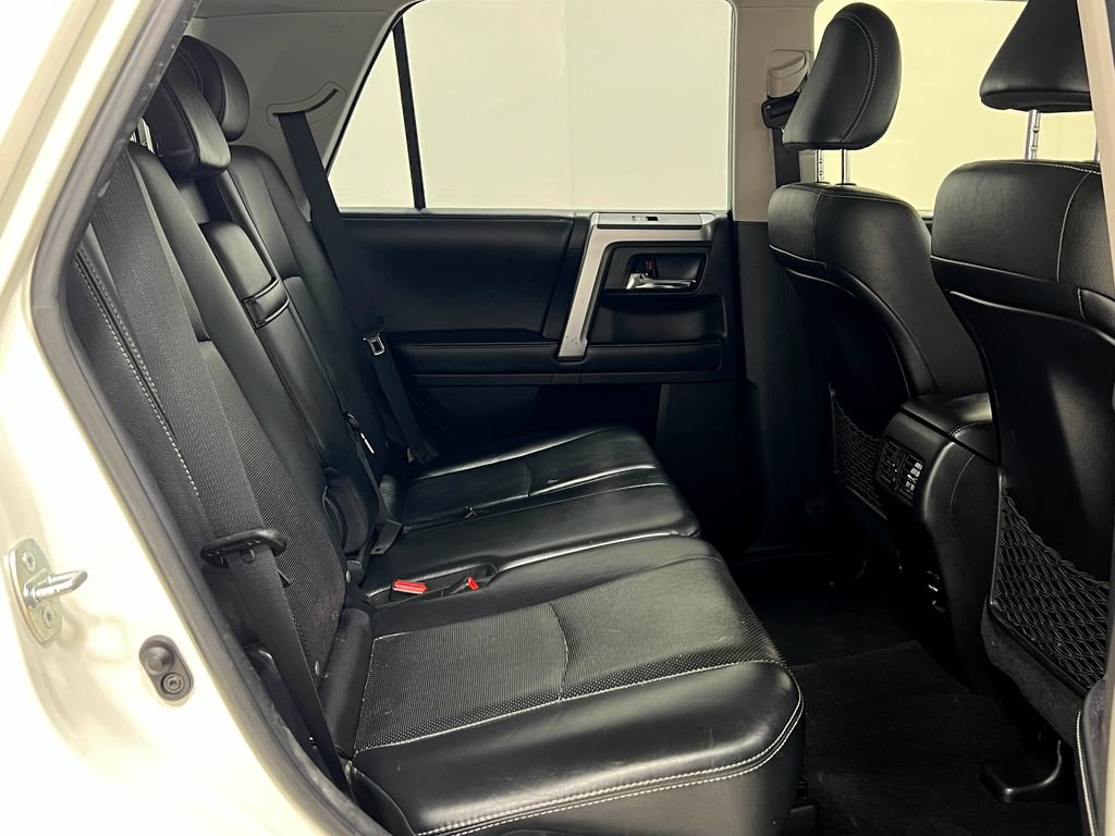 Used 2016 Toyota 4Runner Limited AWD/4WD image 32