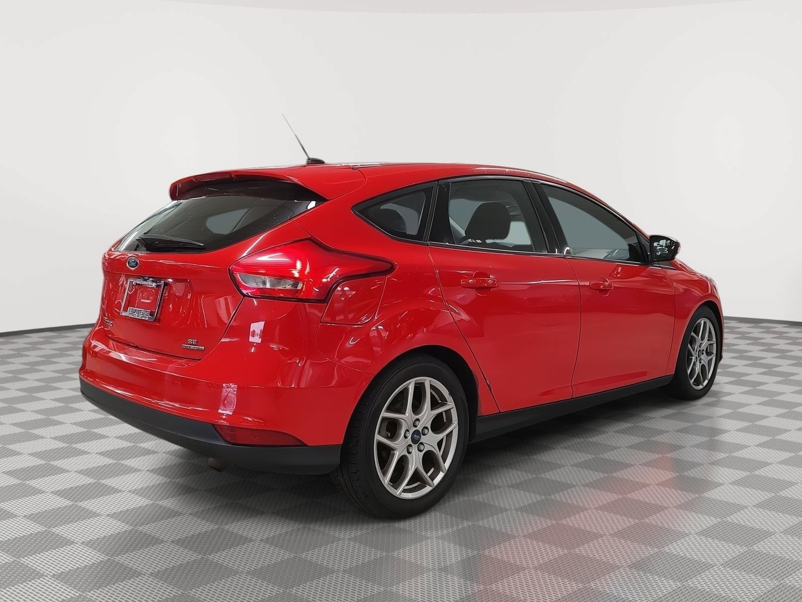 Used 2015 Ford Focus SE w/ Equipment Group 201A FWD image 26