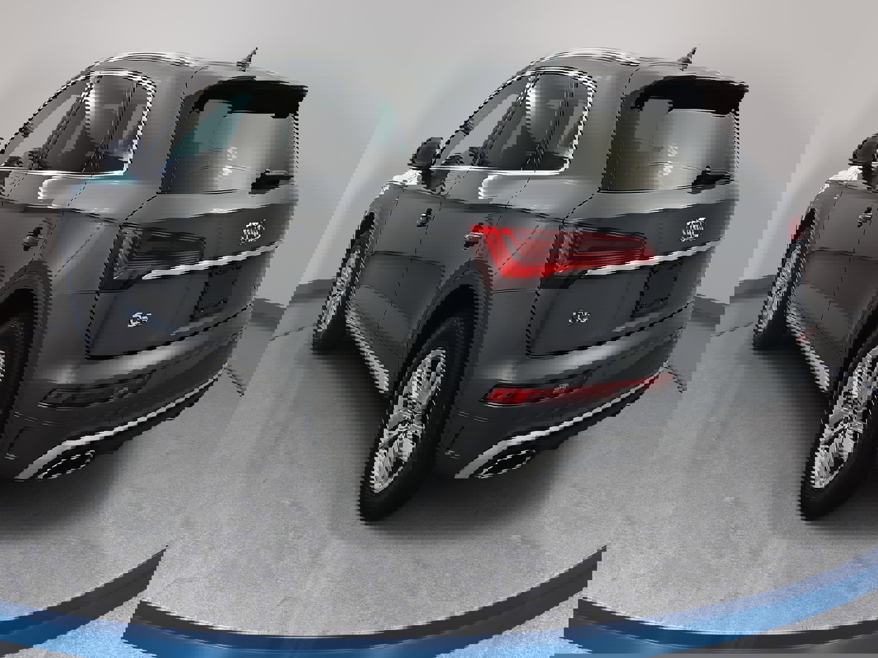 Used 2023 Audi Q5 2.0T Premium w/ Convenience Package image 7