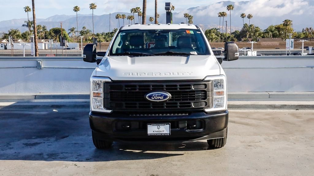 Used 2023 Ford F250 XL w/ 360-Degree Camera Package RWD image 3