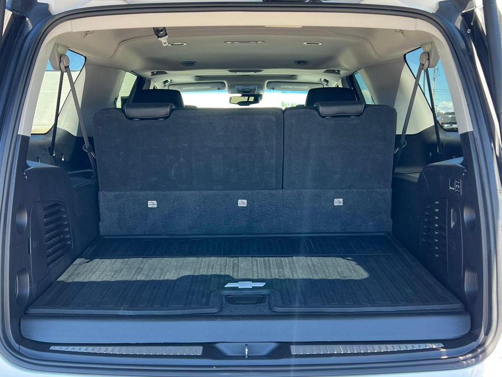 Used 2018 Chevrolet Suburban Premier w/ Max Trailering Package AWD/4WD image 45