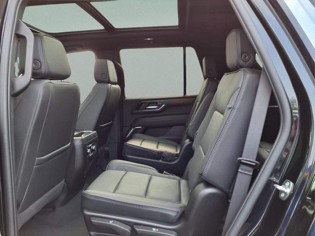 Certified 2026 GMC Yukon Denali w/ Sun & Power Step Package AWD/4WD image 18