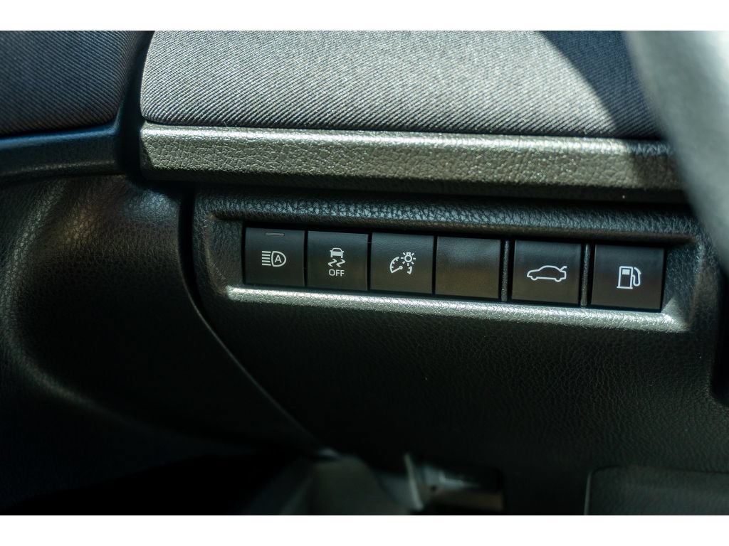 Used 2026 Toyota Camry LE FWD image 27