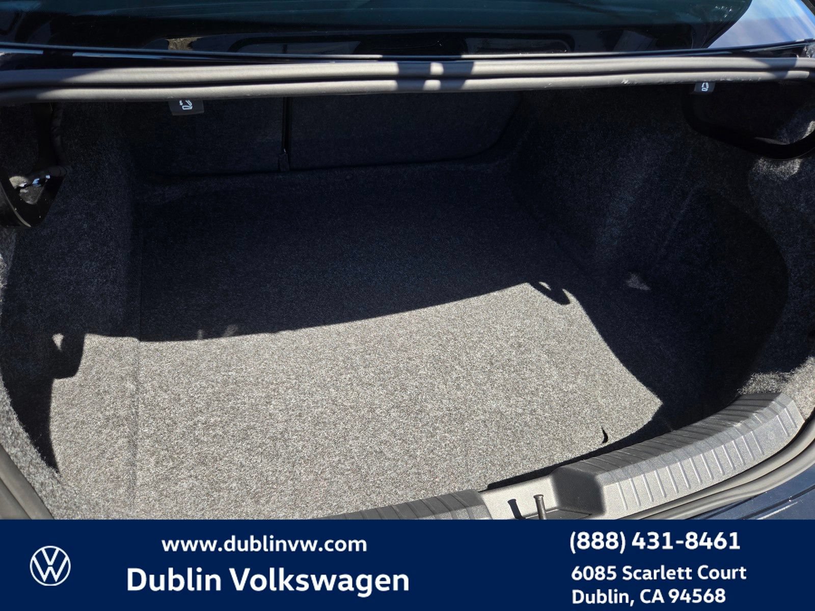 Certified 2025 Volkswagen Jetta S FWD image 21