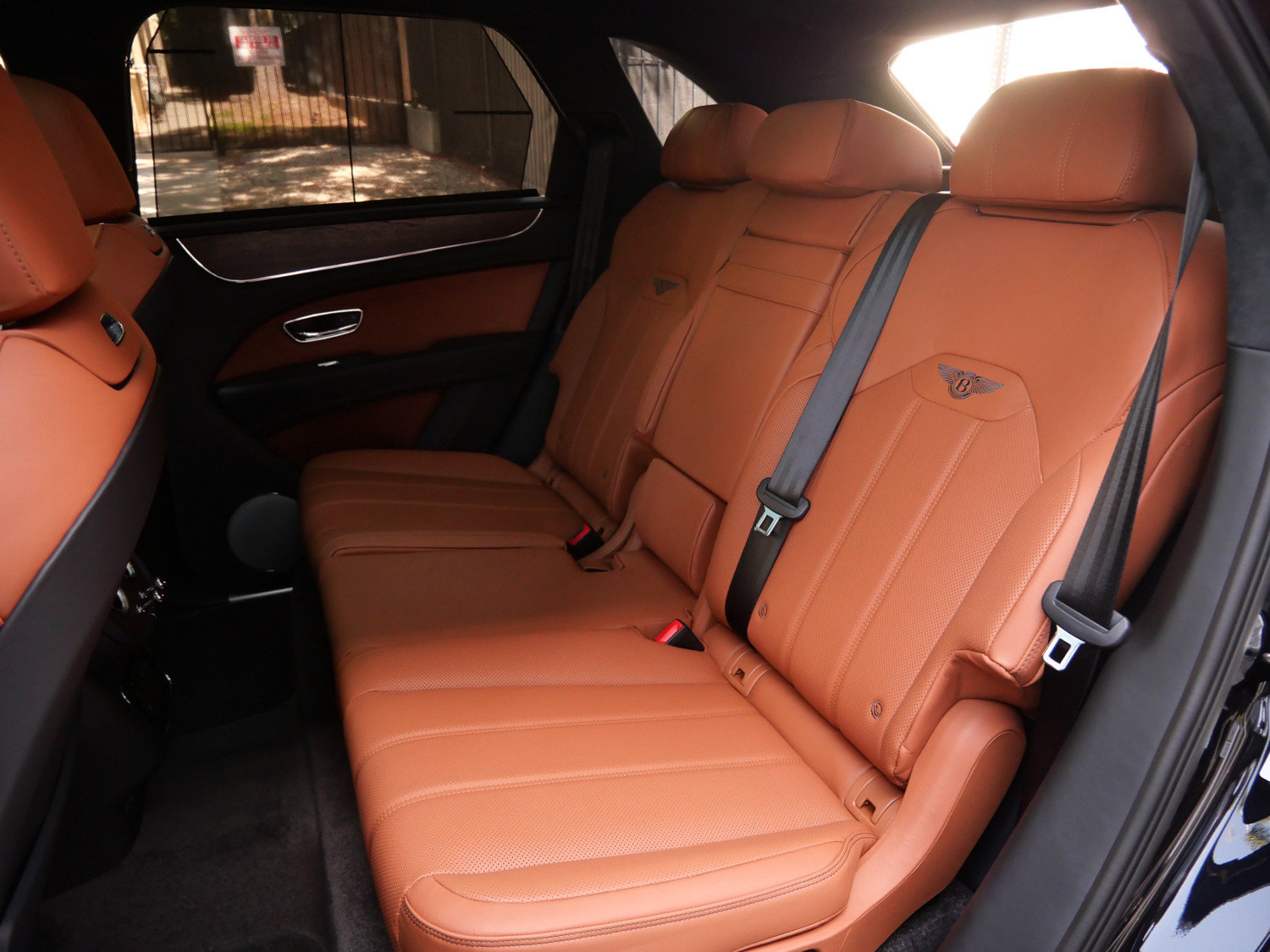 New 2026 Bentley Bentayga AWD/4WD image 21