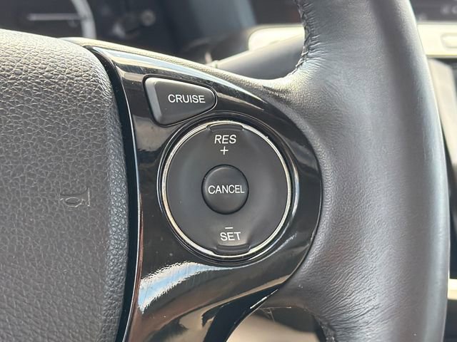 Used 2017 Honda Accord EX-L image 30