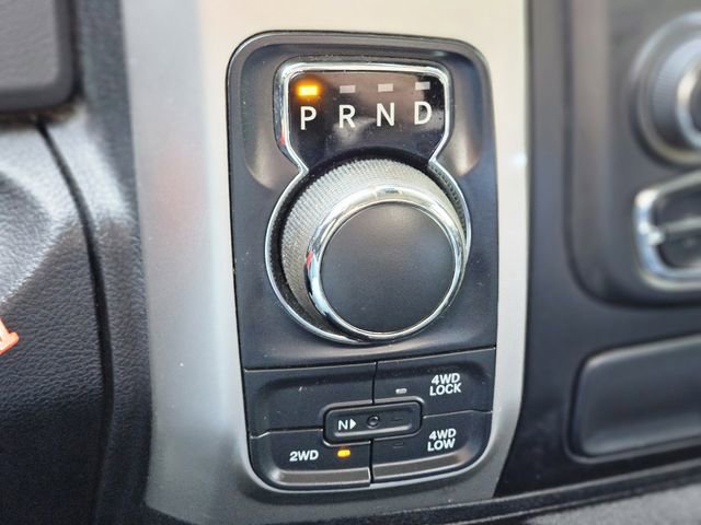 Used 2019 RAM 1500 Classic SLT w/ Luxury Group image 25