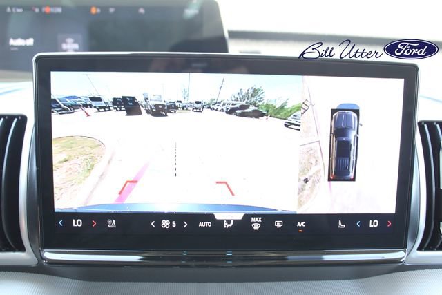 New 2026 Ford Expedition Active image 15