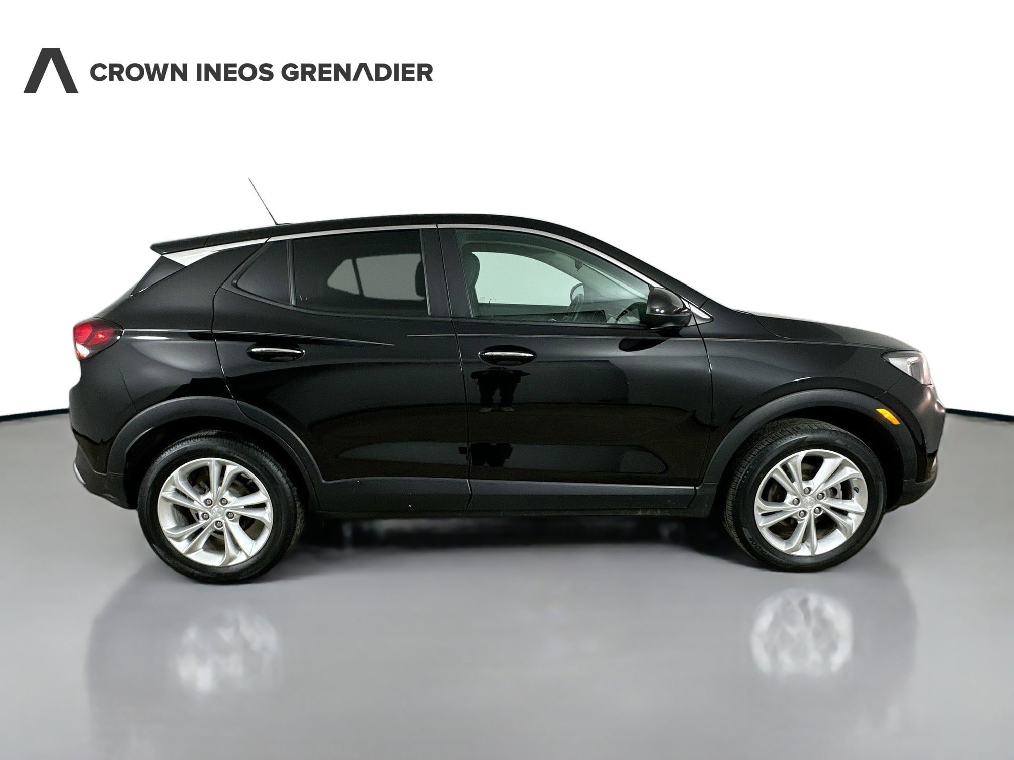 Used 2023 Buick Encore GX Preferred w/ Cold Weather Comfort Package AWD/4WD image 5