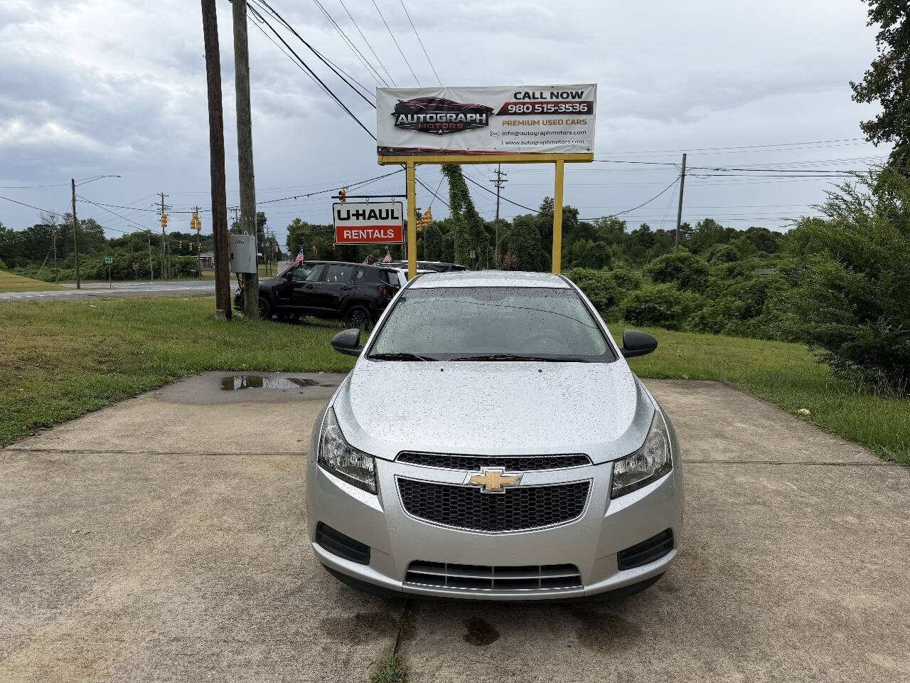 Used 2011 Chevrolet Cruze LS FWD image 3
