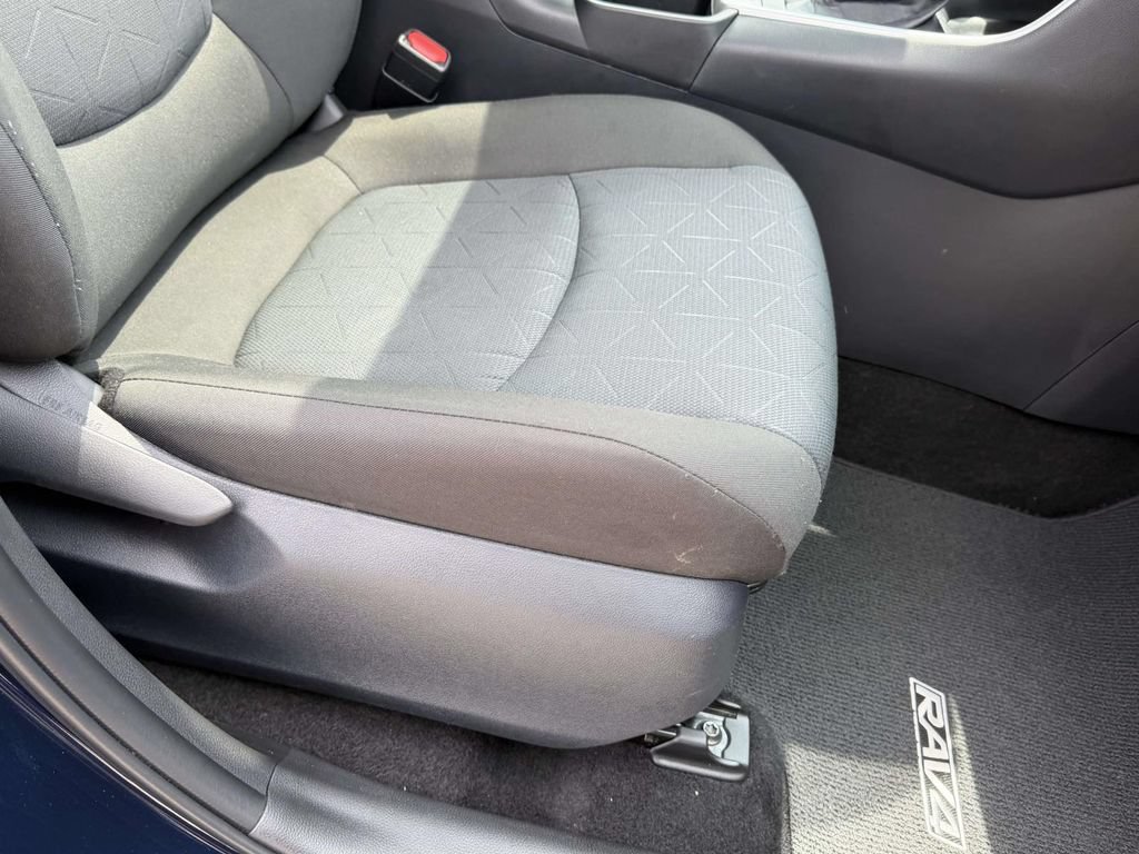 Certified 2025 Toyota RAV4 XLE w/ Convenience Package AWD/4WD image 11