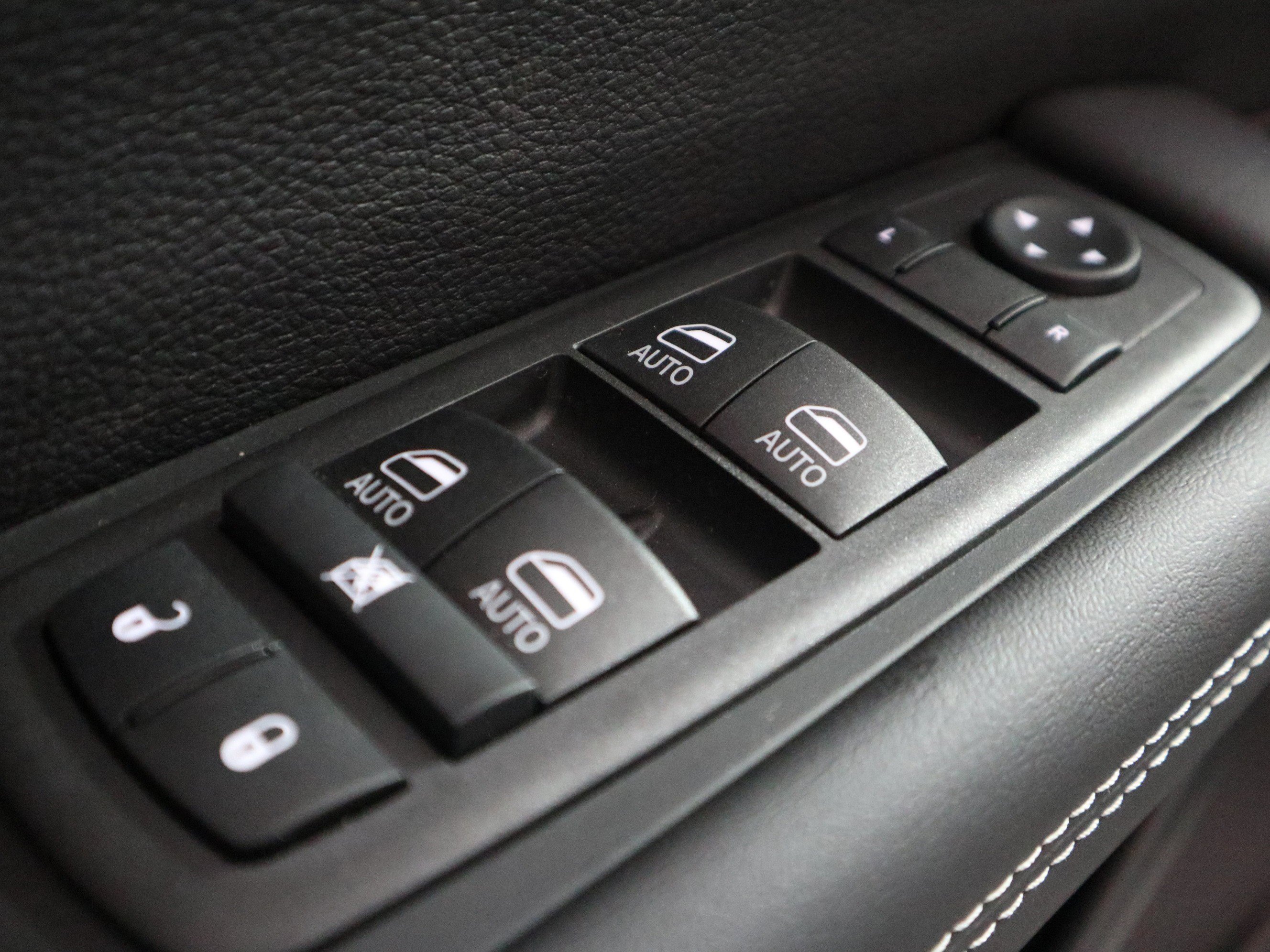 New 2026 Chrysler Pacifica Select image 35