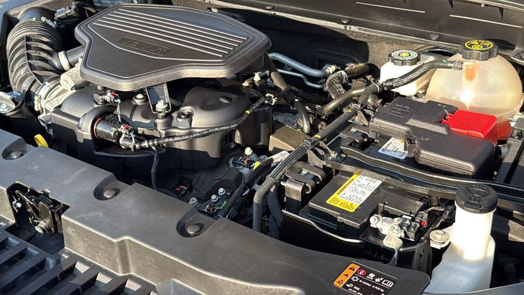 Used 2023 Chevrolet Blazer LT FWD image 18