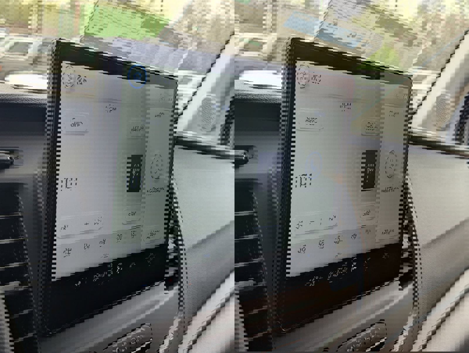 New 2026 Ford Transit 250 148 Medium Roof RWD image 51