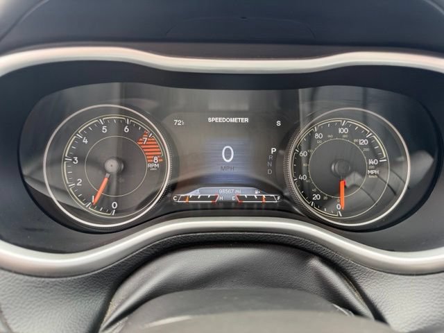 Used 2016 Jeep Cherokee Overland AWD/4WD image 16