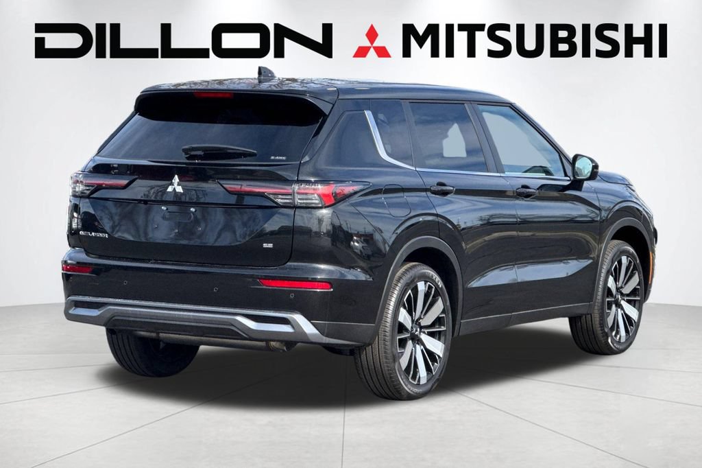 New 2026 Mitsubishi Outlander SE AWD/4WD image 4