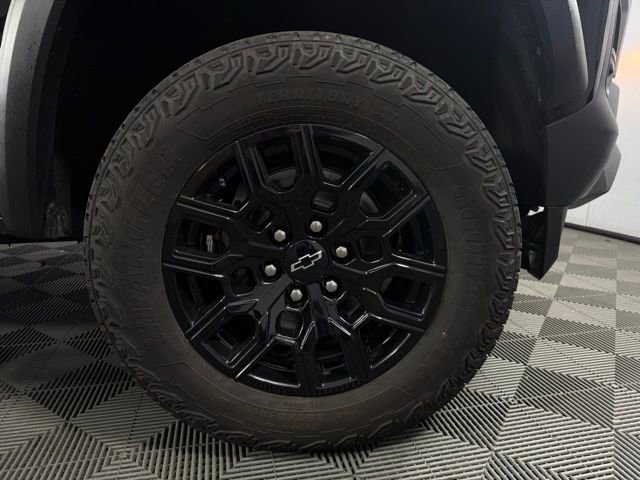 Used 2024 Chevrolet Colorado Trail Boss w/ LPO, Skid Plate Package image 12