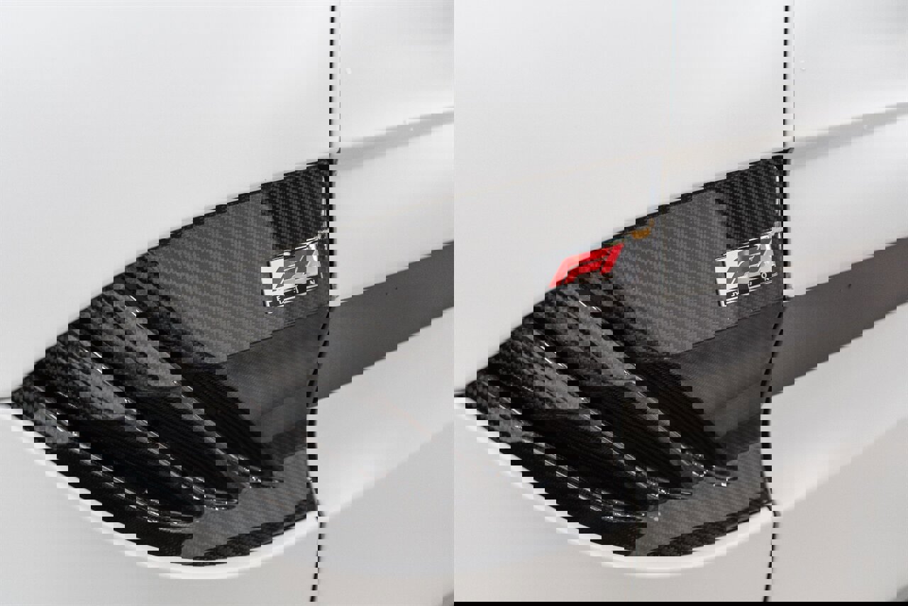 Used 2023 Aston Martin V8 Vantage Coupe image 87