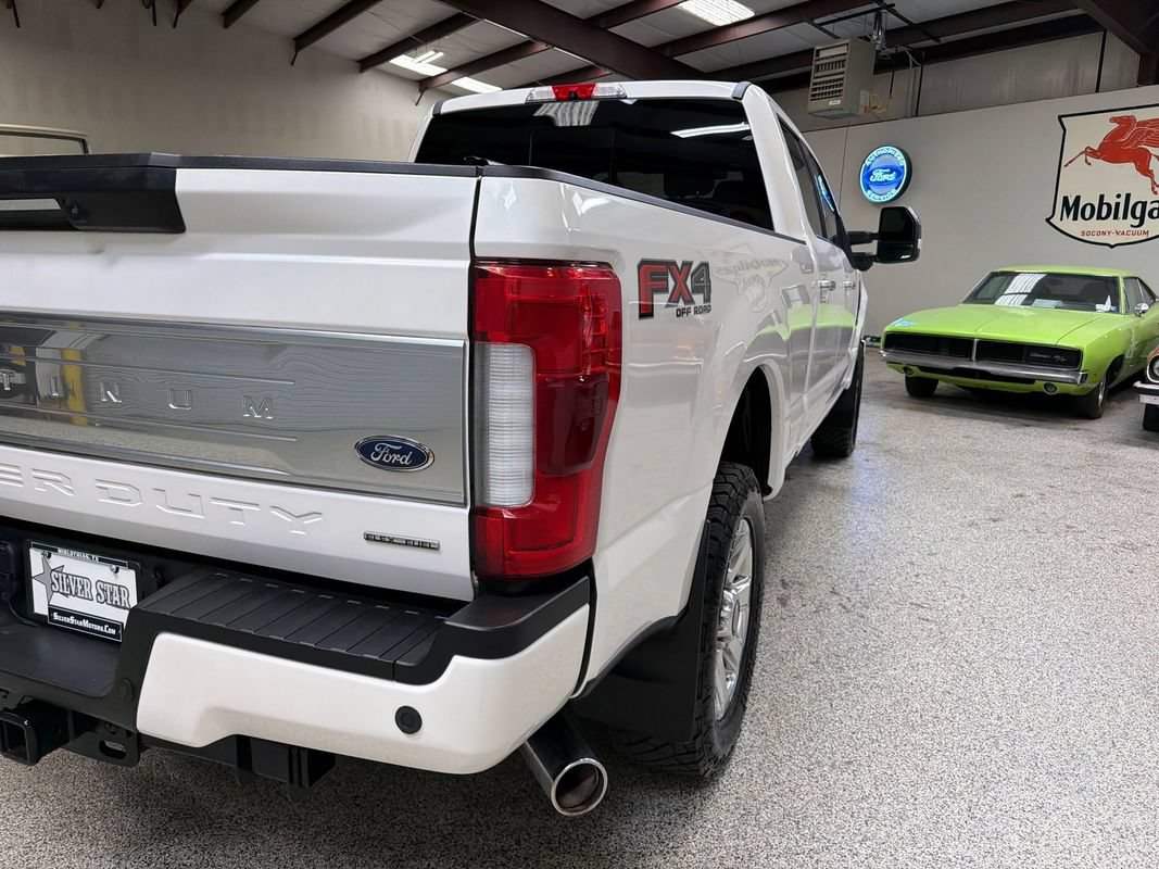 Used 2017 Ford F250 Platinum w/ Platinum Ultimate Package AWD/4WD image 16