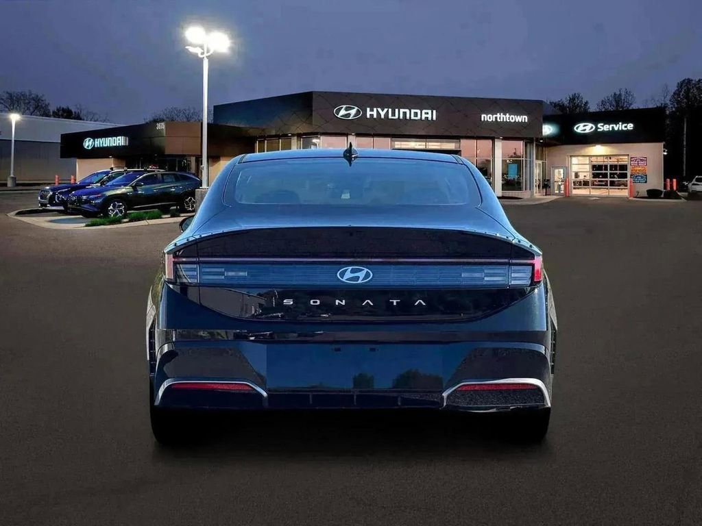 New 2026 Hyundai Sonata SEL FWD image 6