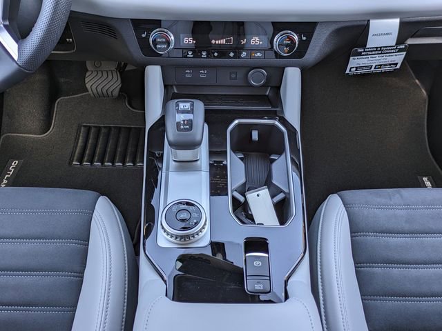 New 2025 Mitsubishi Outlander SE image 20