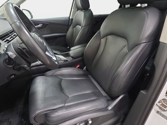 Used 2019 Audi Q7 3.0T Prestige w/ Prestige Package AWD/4WD image 13