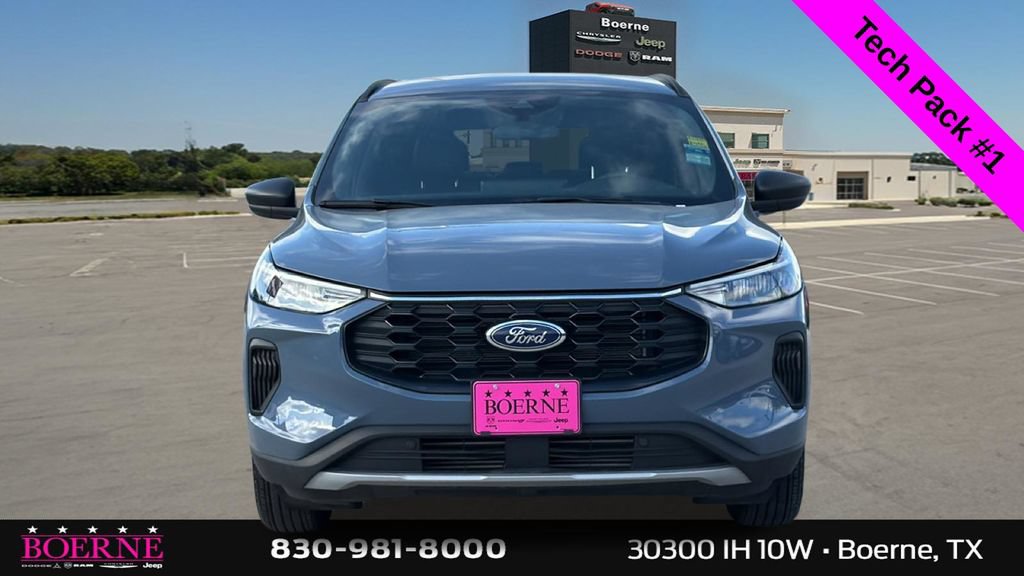 Used 2025 Ford Escape ST-Line w/ Tech Pack #1 FWD image 8