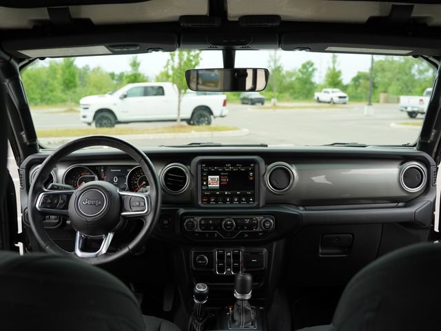 Used 2020 Jeep Wrangler Unlimited Sahara AWD/4WD image 26
