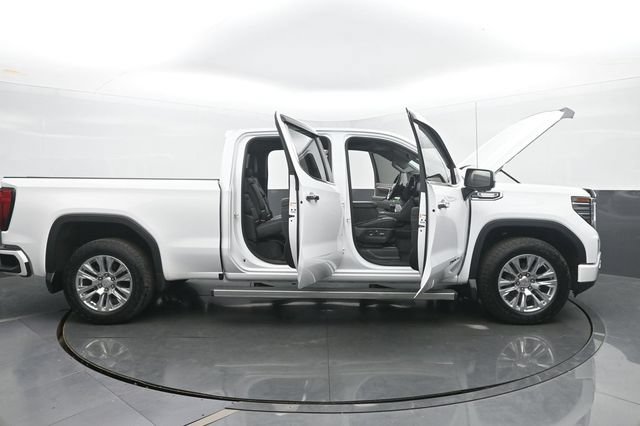 Used 2024 GMC Sierra 1500 Denali w/ Technology Package AWD/4WD image 59