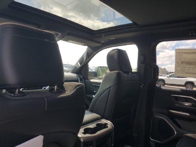 New 2026 RAM 1500 Laramie w/ Sport Appearance Package AWD/4WD image 10