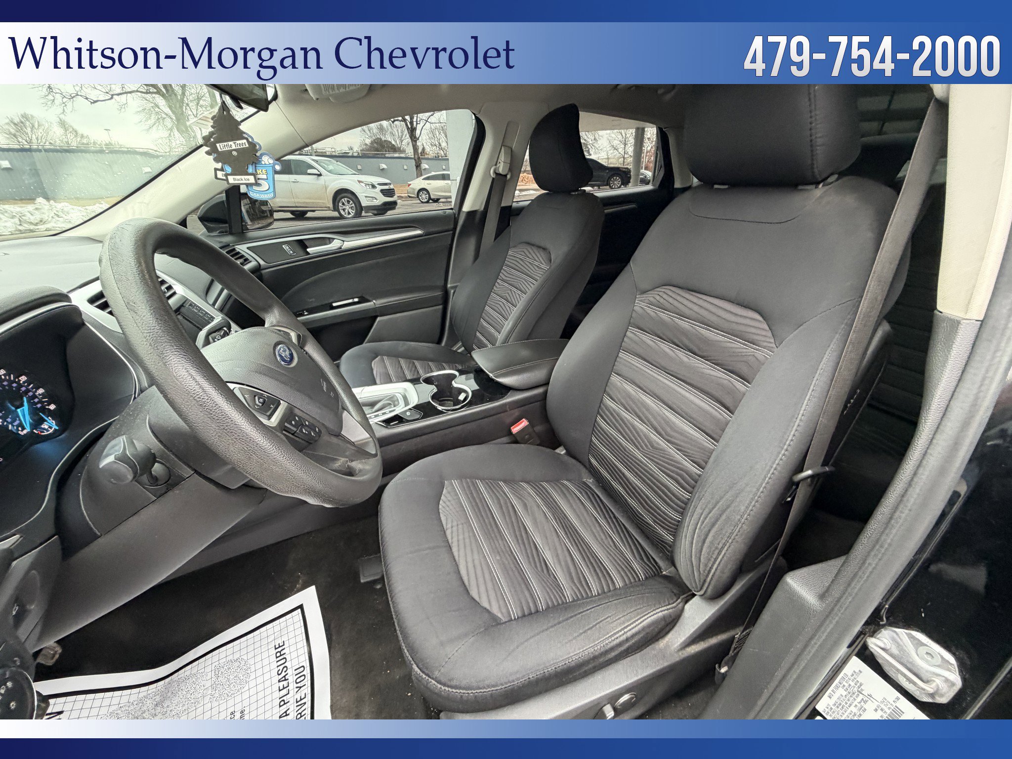 Used 2016 Ford Fusion SE image 9