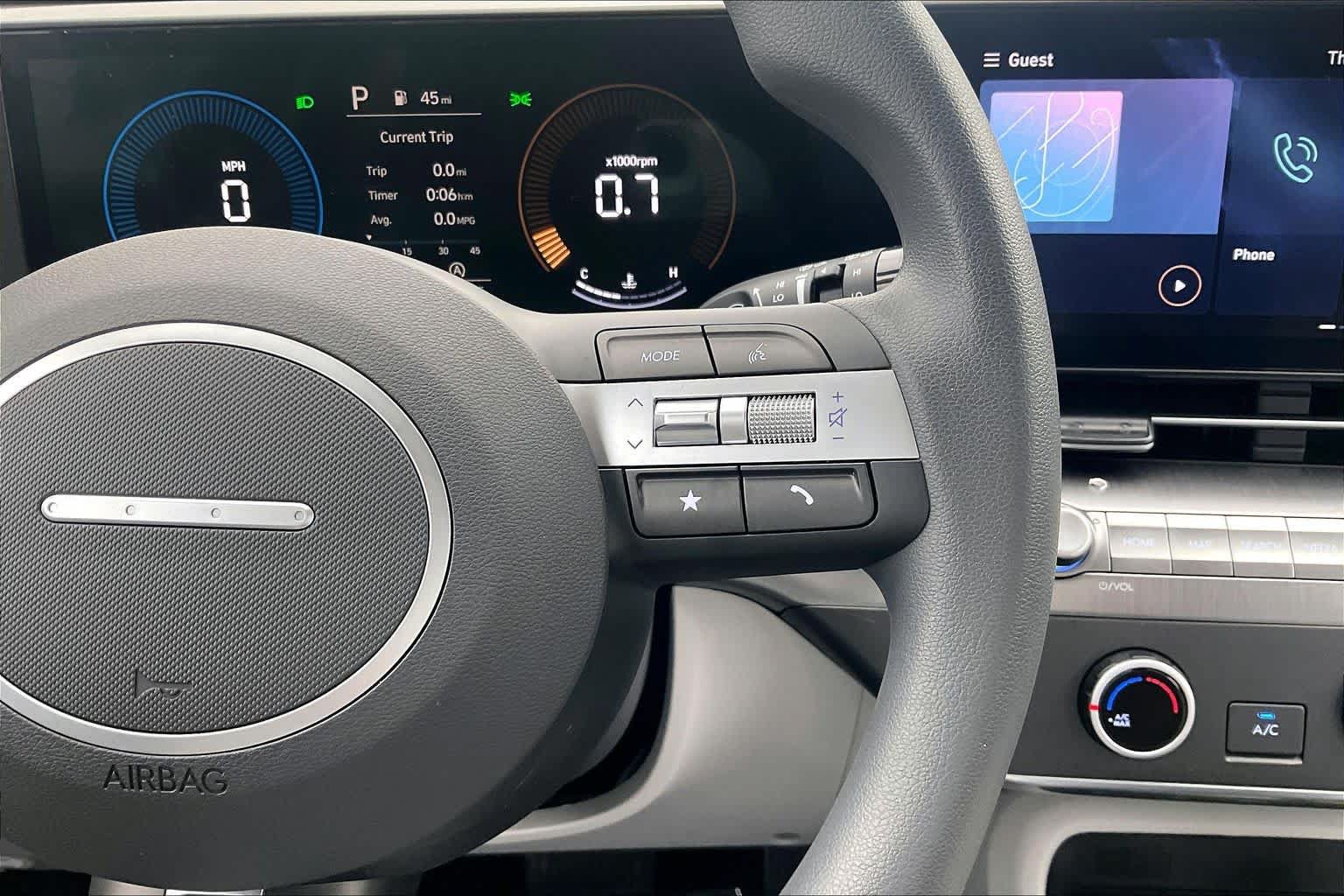 Certified 2024 Hyundai Kona SE FWD image 24