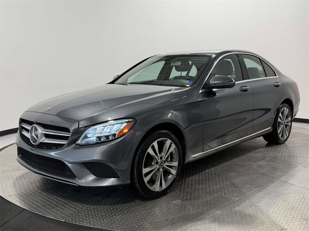Used 2020 Mercedes-Benz C 300 4MATIC Sedan image 3