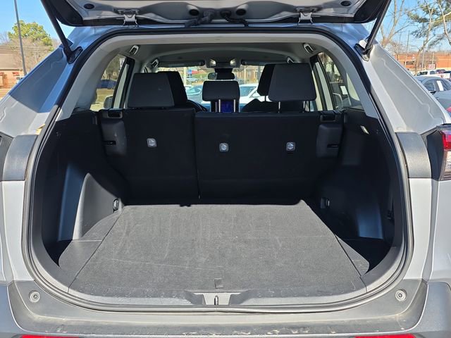 Used 2024 Toyota RAV4 XLE image 13