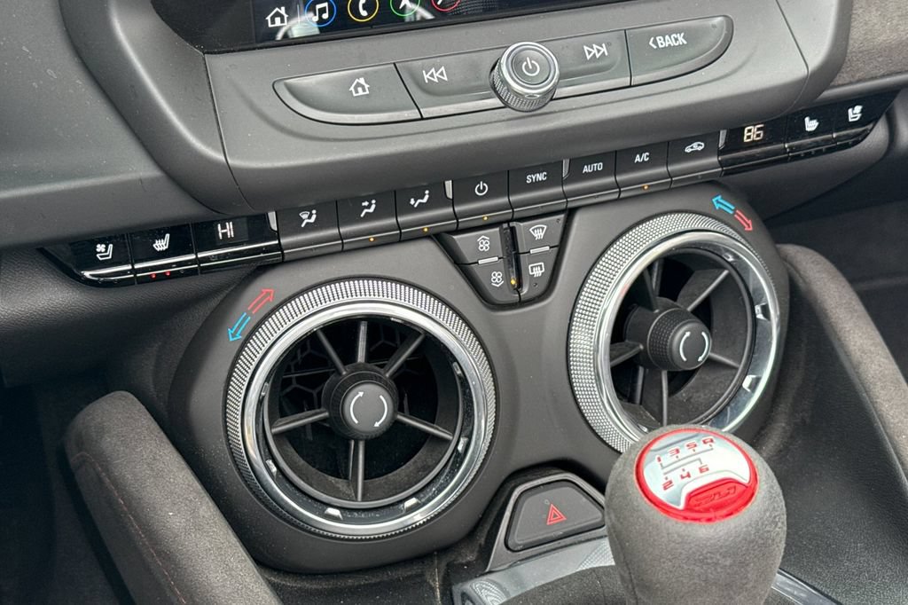 Used 2022 Chevrolet Camaro ZL1 RWD image 21