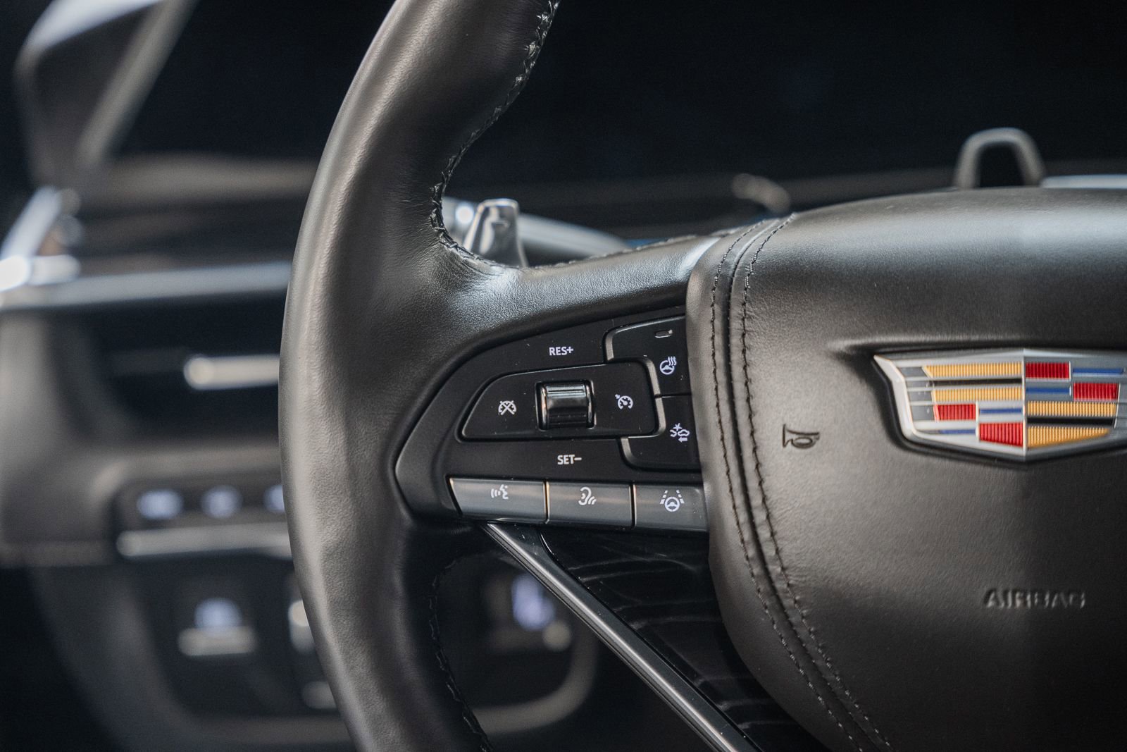 Used 2023 Cadillac Escalade V w/ LPO, Floor Liner Package image 38