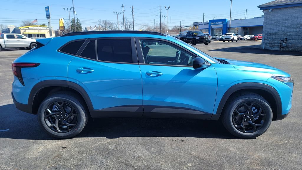 New 2026 Chevrolet Trax LT w/ Driver Confidence Package FWD image 14
