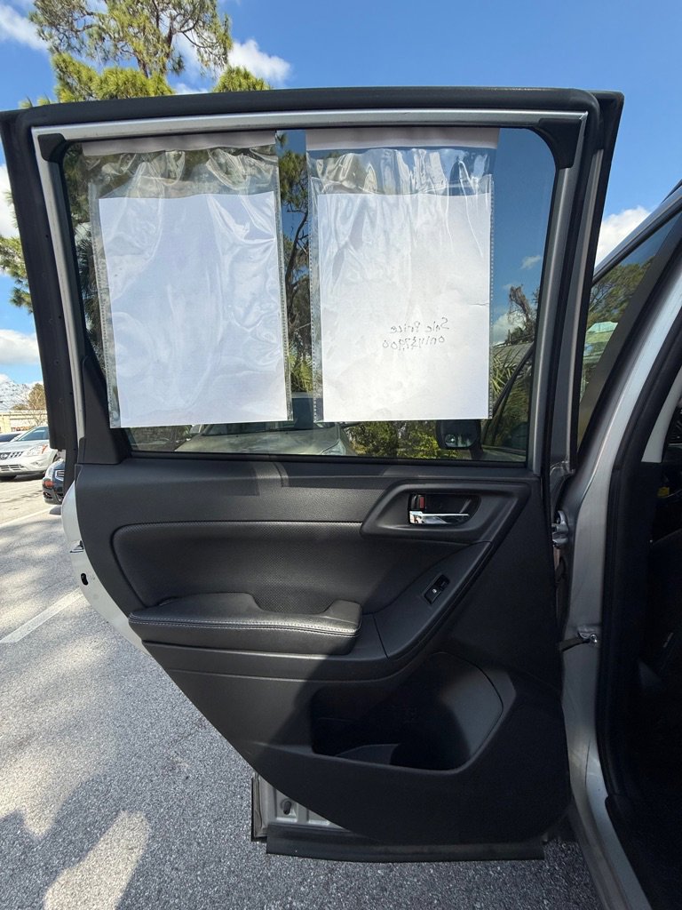Used 2015 Subaru Forester 2.5i Limited AWD/4WD image 10