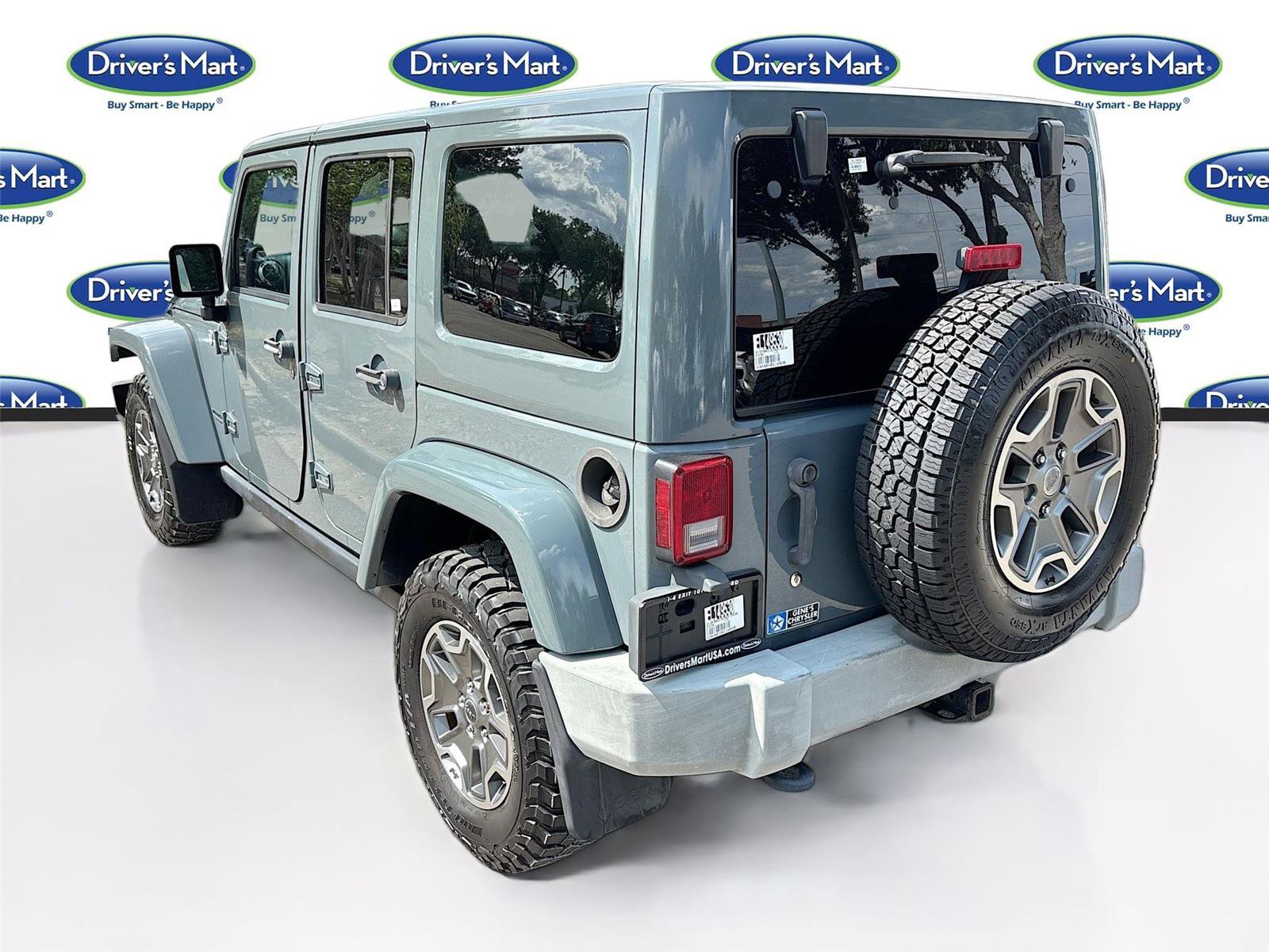 Used 2014 Jeep Wrangler Unlimited Rubicon w/ Connectivity Group AWD/4WD image 5