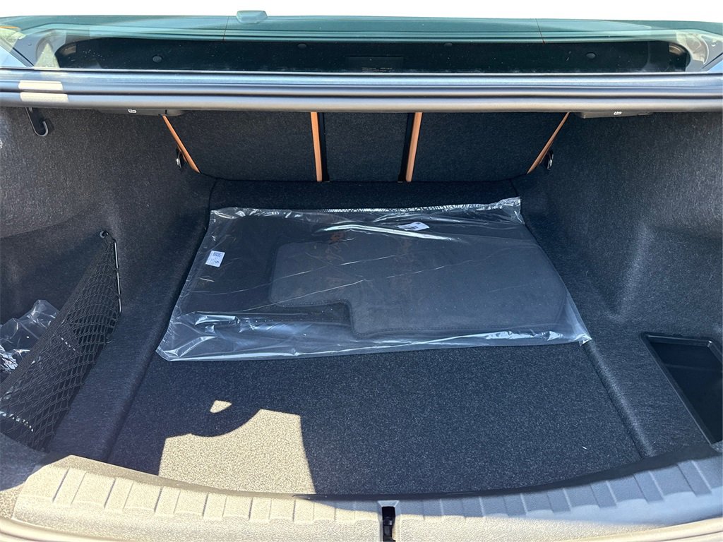 New 2025 BMW 330i Sedan w/ Convenience Package image 13