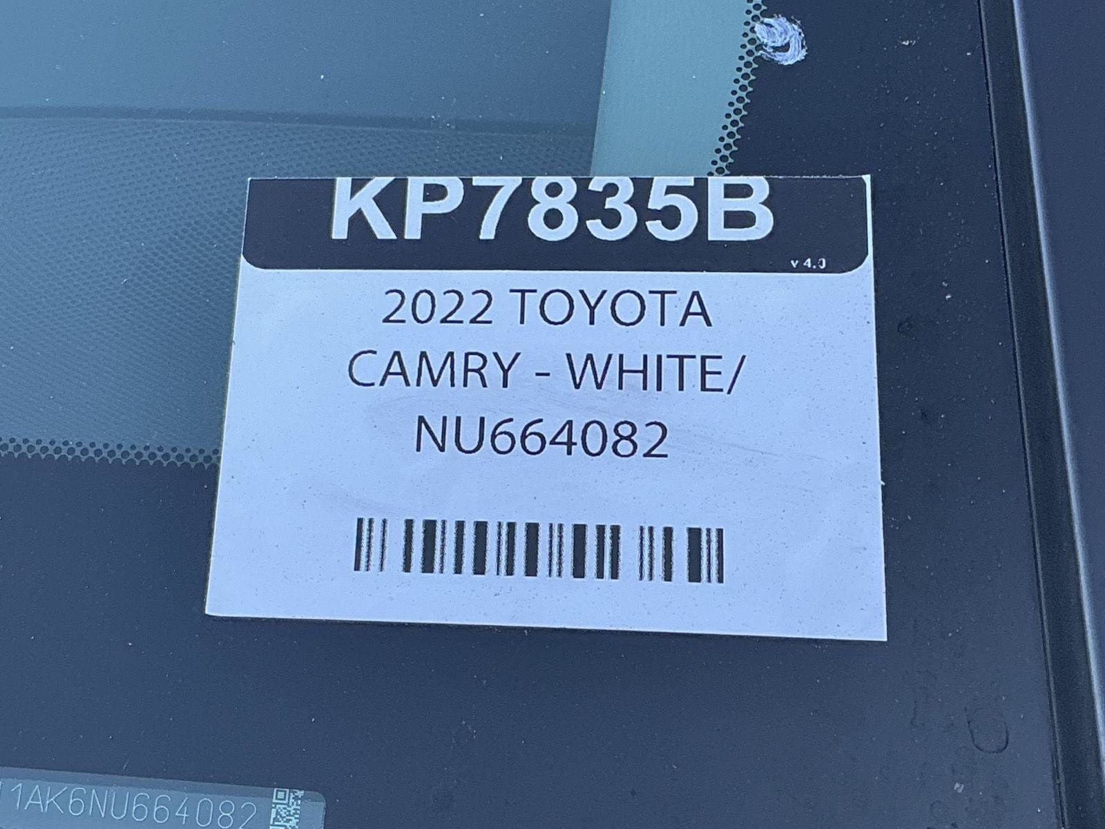 Used 2022 Toyota Camry LE w/ Convenience Package FWD image 32